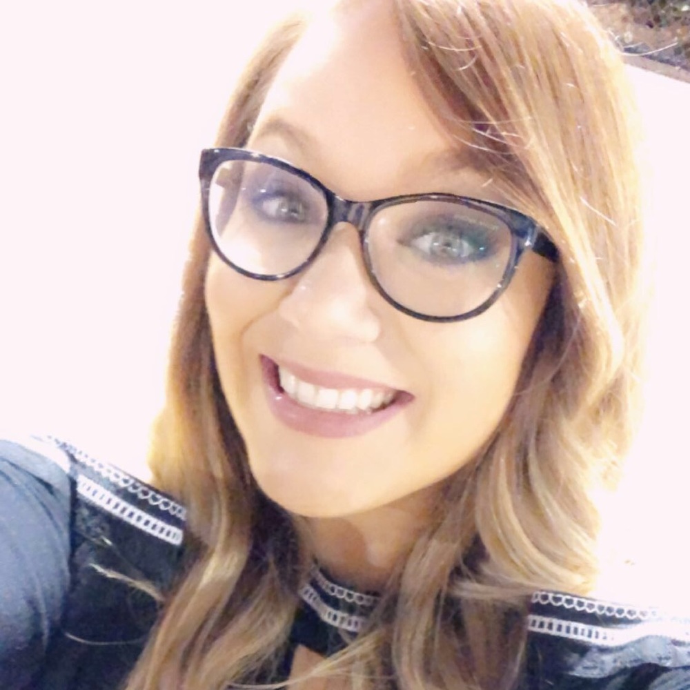 Meet your Posher, Lindsey